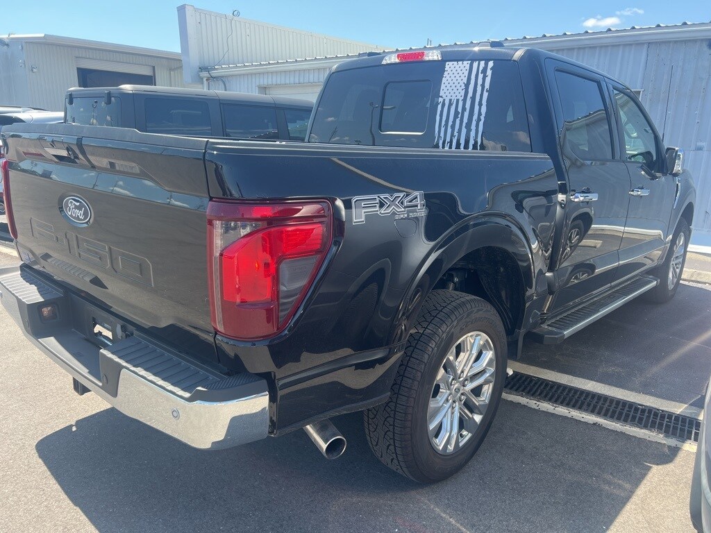 2024 Ford F-150 XLT photo 3