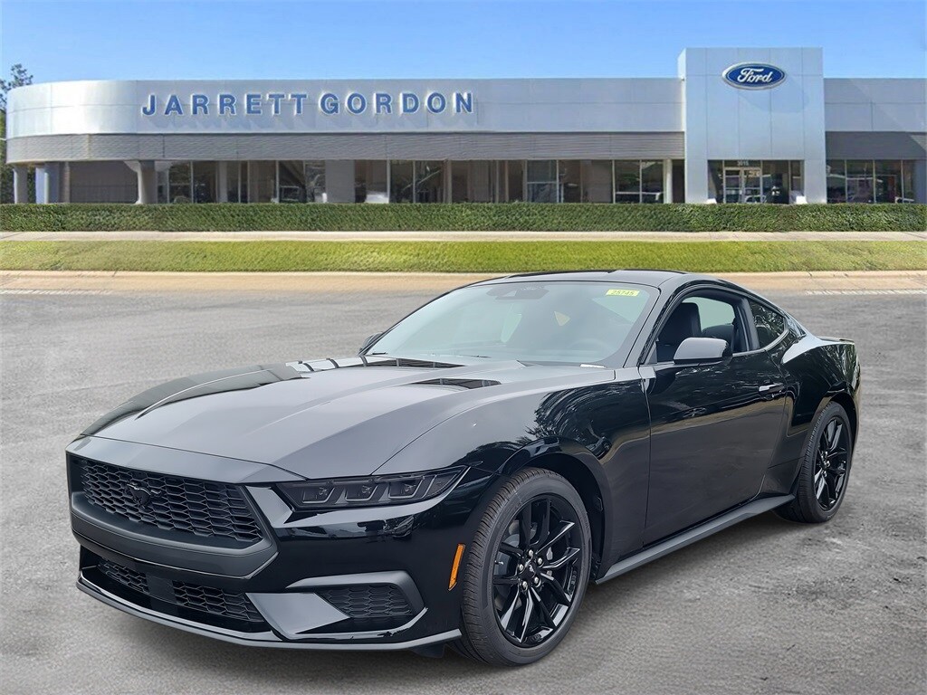 2026 Ford Mustang EcoBoost photo 2