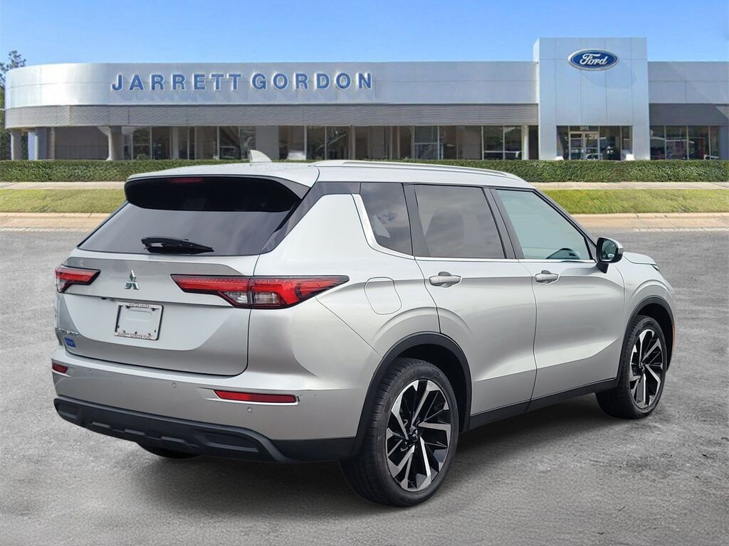 Certified 2022 Mitsubishi Outlander ES SUV