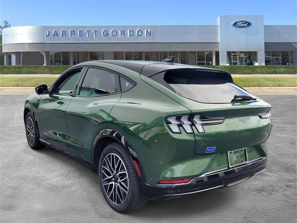 2024 Ford Mustang Mach-E Premium photo 3