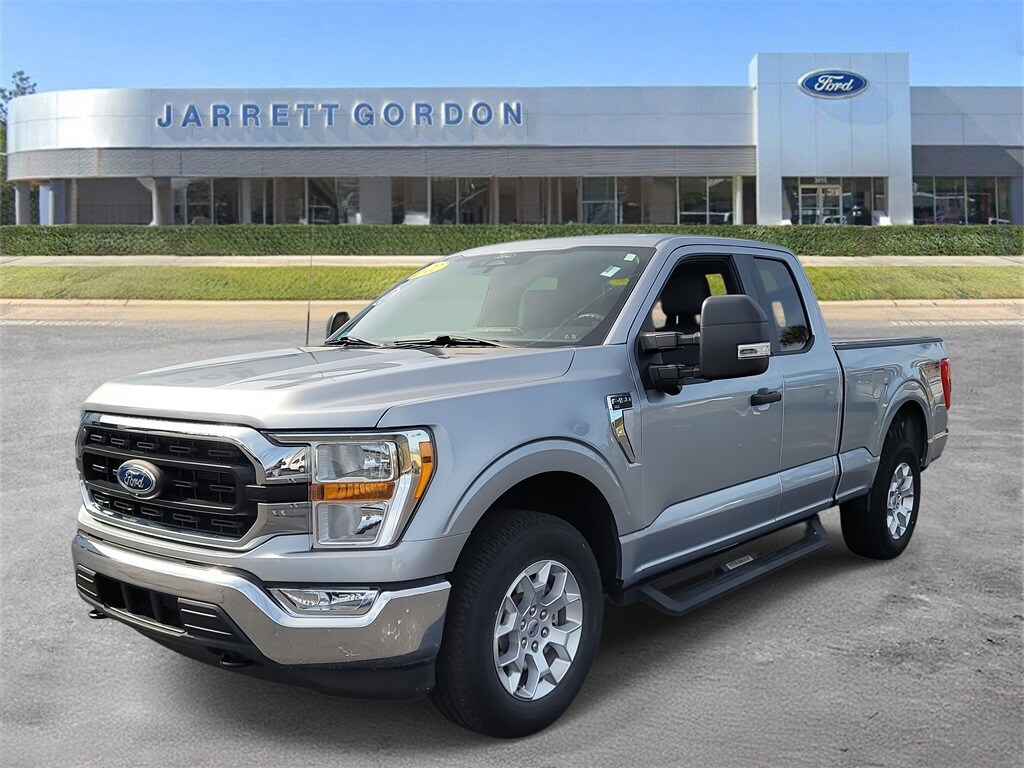 2022 Ford F-150 XLT photo 2