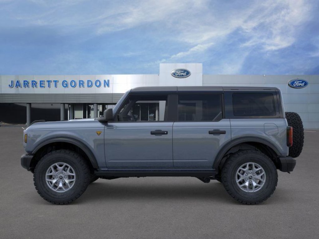 New 2025 Ford Bronco Badlands SUV