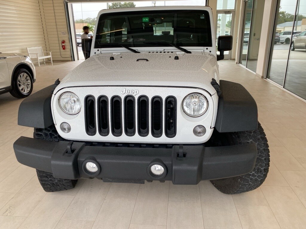 2017 Jeep Wrangler Sport photo 2