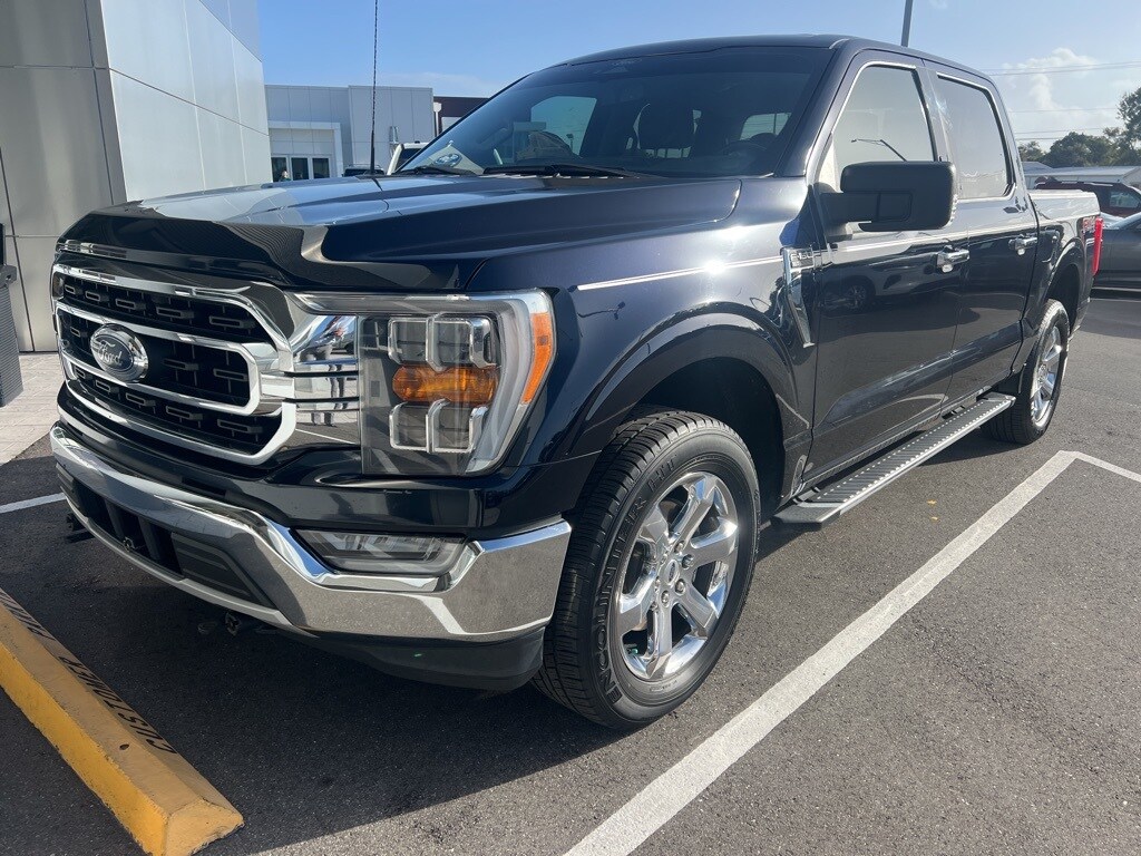 2021 Ford F-150 XLT photo 2