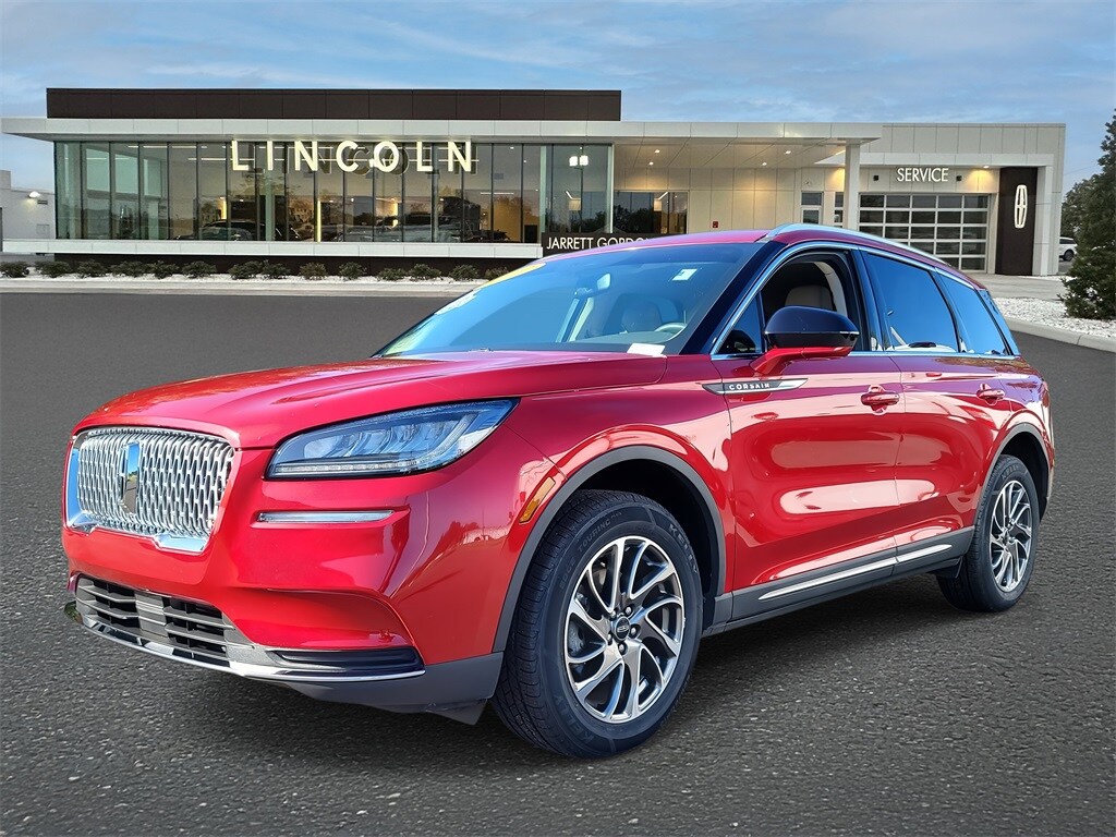 2022 Lincoln Corsair Standard photo 2