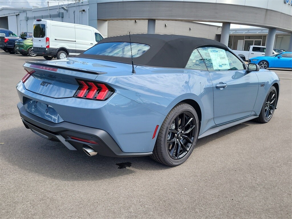 2025 Ford Mustang GT Premium Convertible photo 4