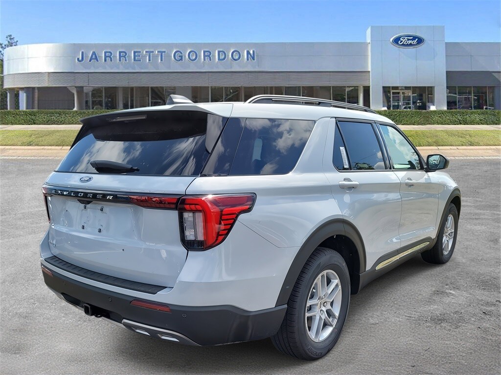 New 2025 Ford Explorer Active SUV