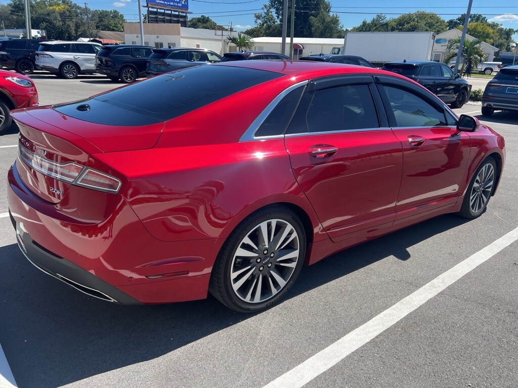 2020 Lincoln MKZ Hybrid Reserve photo 2