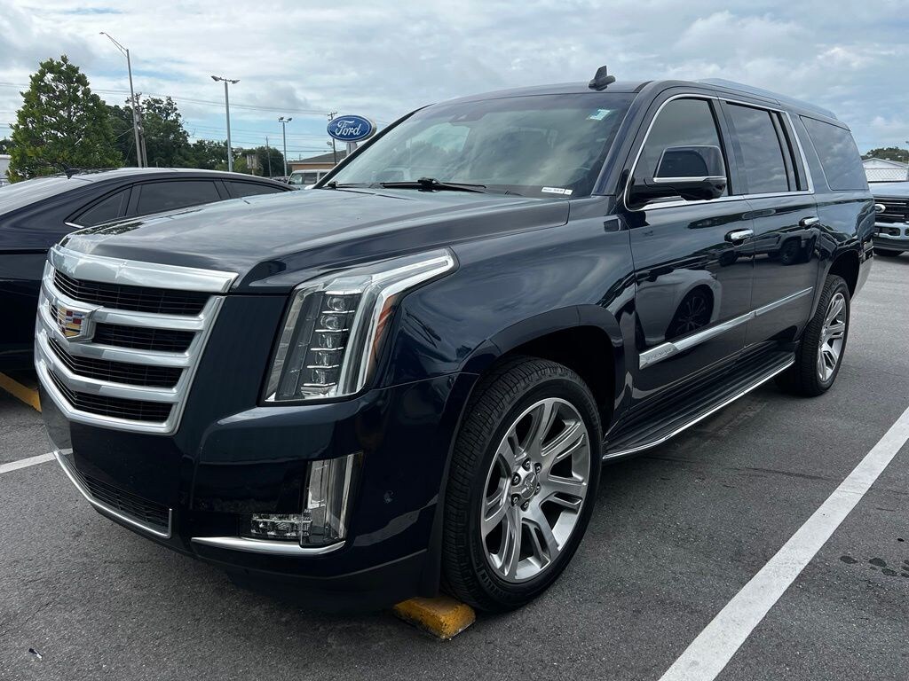 Used 2019 Cadillac Escalade ESV Luxury SUV