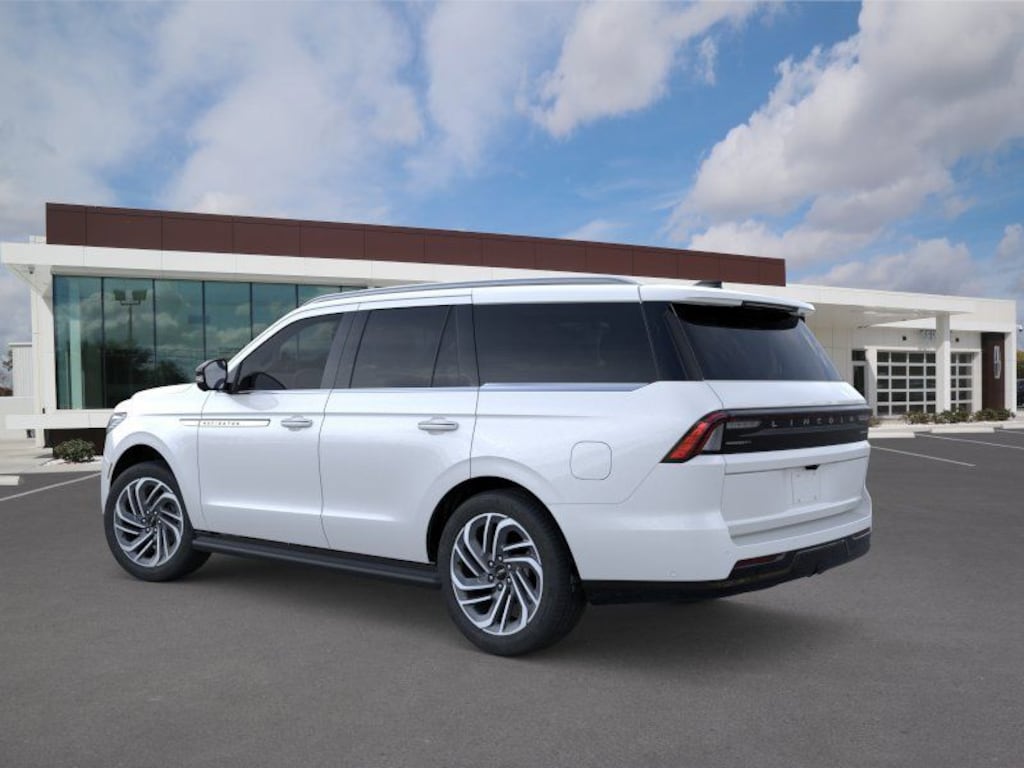 New 2026 Lincoln Navigator Premiere Sport Utility