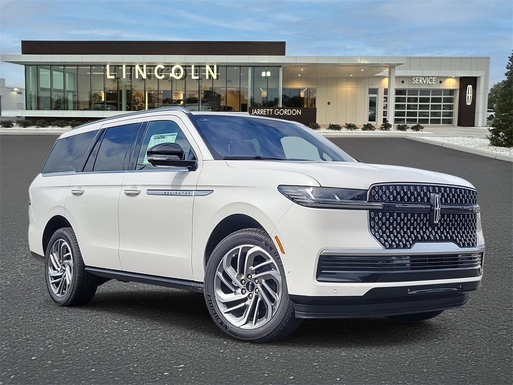 2025 Lincoln Navigator Reserve's photo
