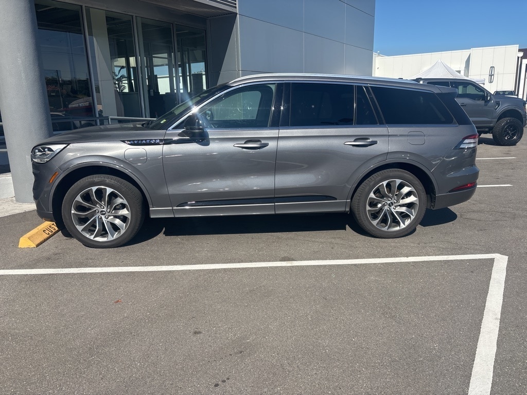 Used 2022 Lincoln Aviator Plug-In Hybrid Grand Touring SUV