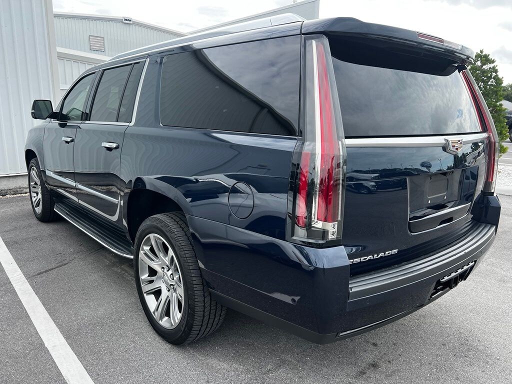 Used 2019 Cadillac Escalade ESV Luxury SUV