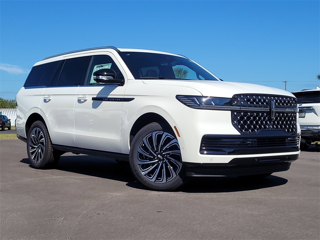2025 Lincoln Navigator Black Label's photo