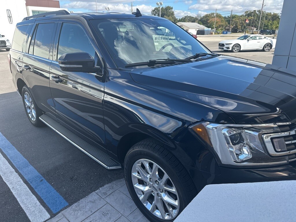 Used 2021 Ford Expedition XLT SUV
