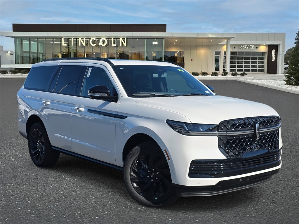 2025 Lincoln Navigator Reserve's photo