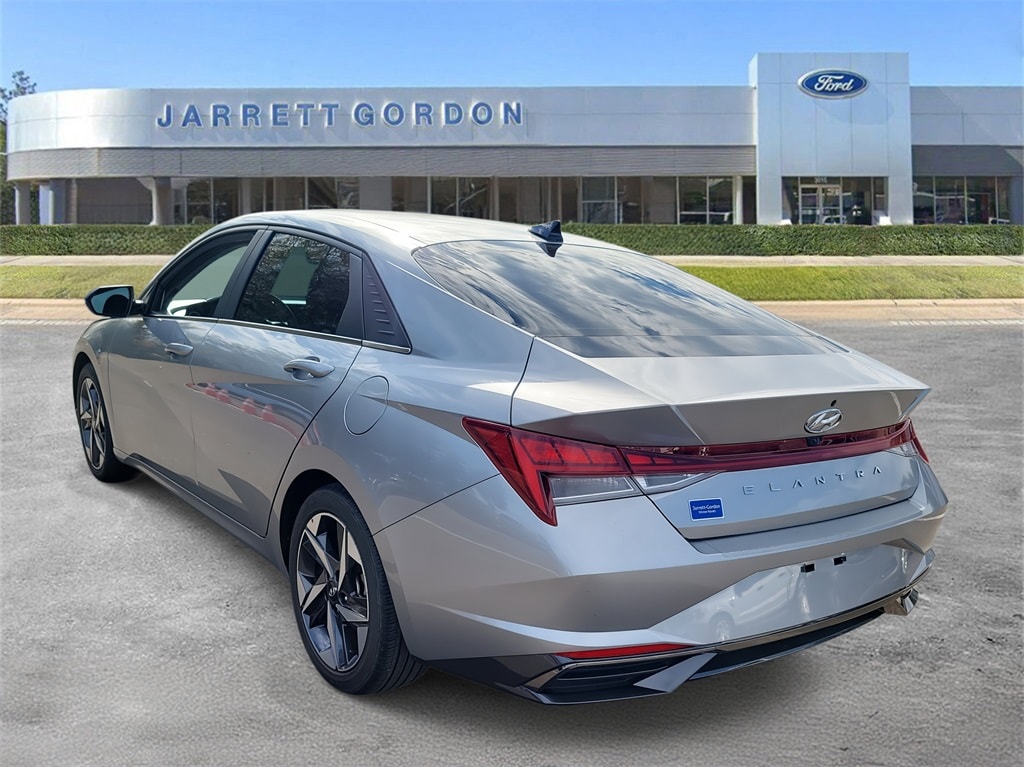 Certified 2022 Hyundai Elantra SEL Sedan