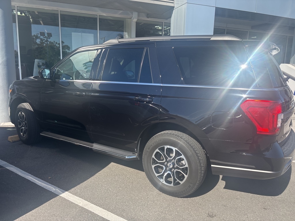 Used 2023 Ford Expedition XLT SUV