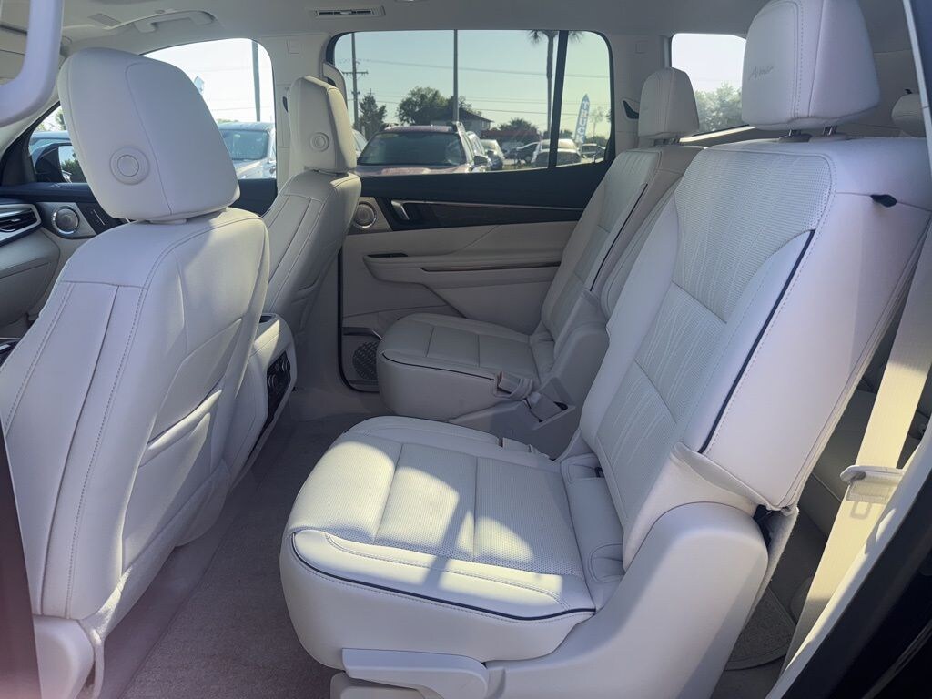 Used 2026 Buick Enclave Avenir SUV