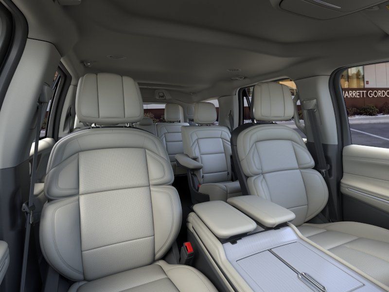 2026 Lincoln Navigator Premiere - Photo 10