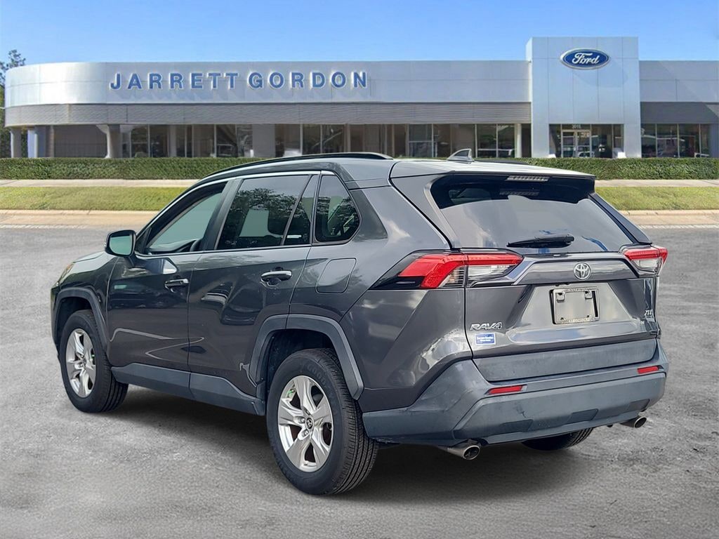 Used 2019 Toyota RAV4 XLE SUV
