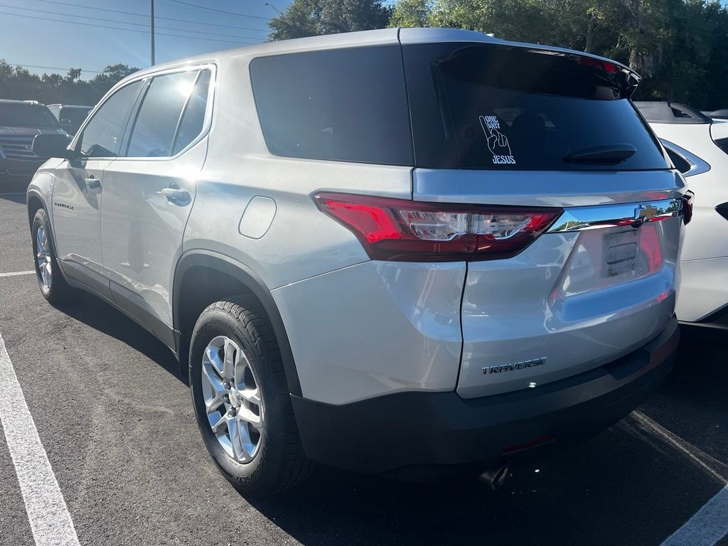 Used 2021 Chevrolet Traverse LS SUV