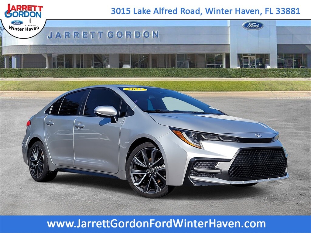 Used 2021 Toyota Corolla SE Sedan