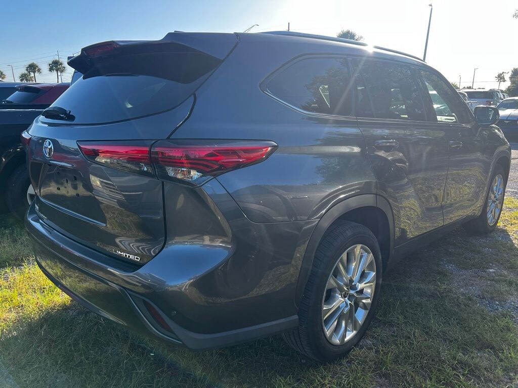 Certified 2023 Toyota Highlander Limited SUV