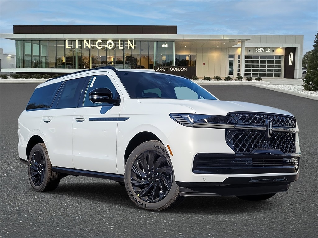 2025 Lincoln Navigator Reserve's photo