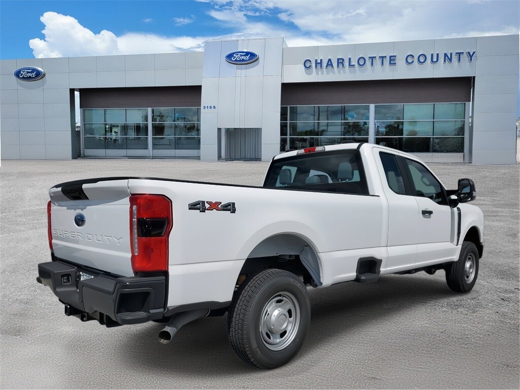 2024 Ford F-350 photo 4