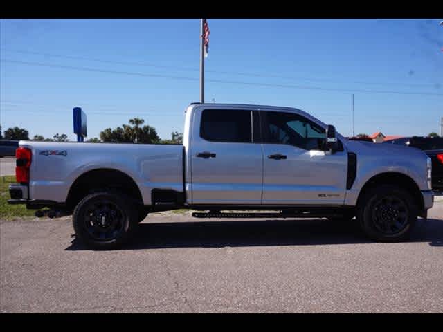 2024 Ford F-250 photo 2