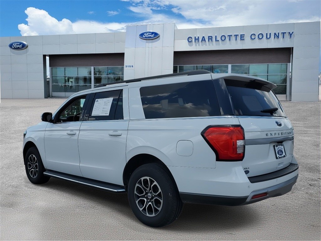 2022 Ford Expedition MAX XLT photo 3
