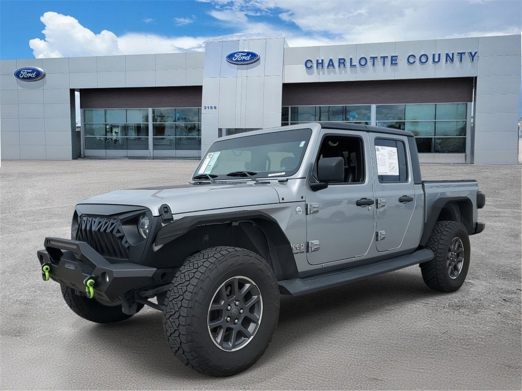 Used 2020 Jeep Gladiator Overland with VIN 1C6HJTFG5LL121560 for sale in Plant City, FL