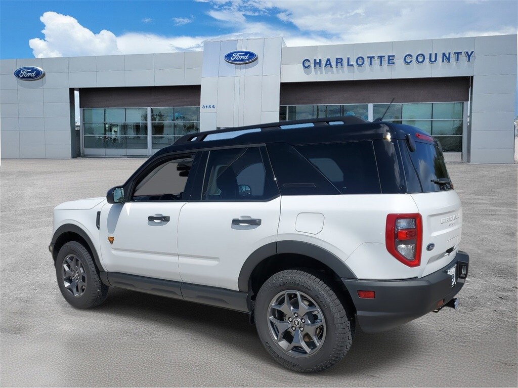 2024 Ford Bronco Sport Badlands photo 3