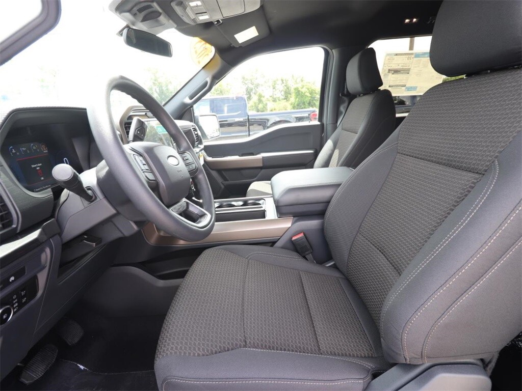 2025 Ford F-150 STX photo 2