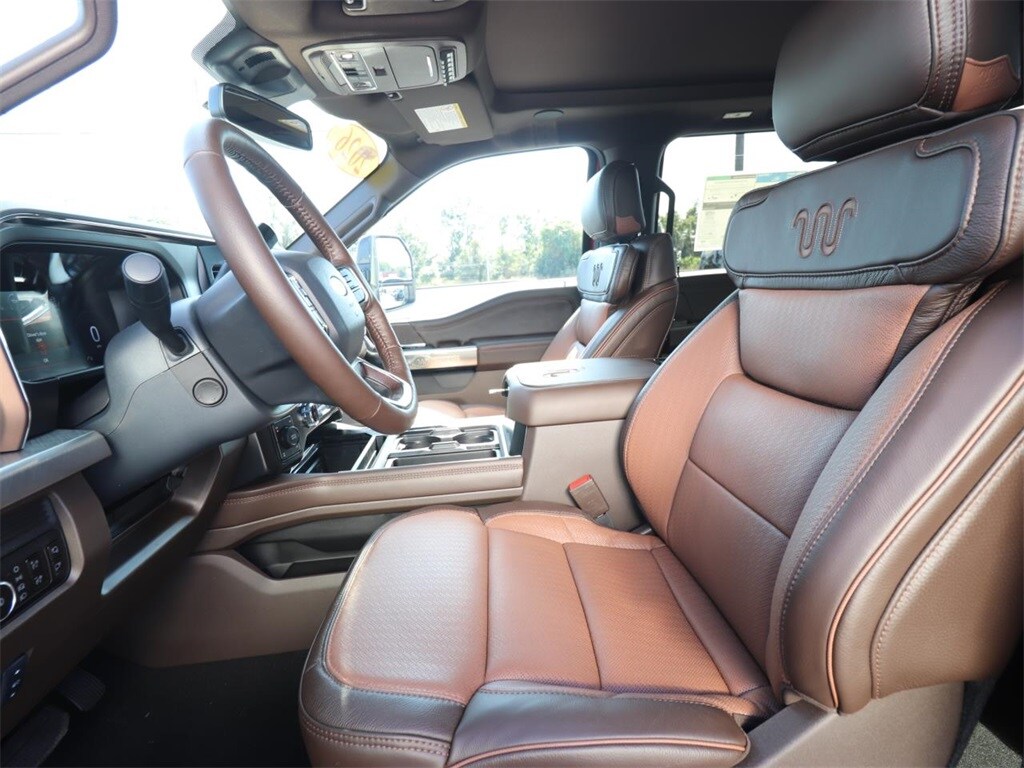 2026 Ford F-250 King Ranch photo 2