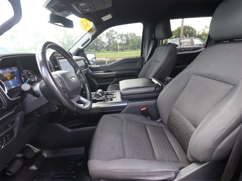 2022 Ford F-150 XLT photo 2
