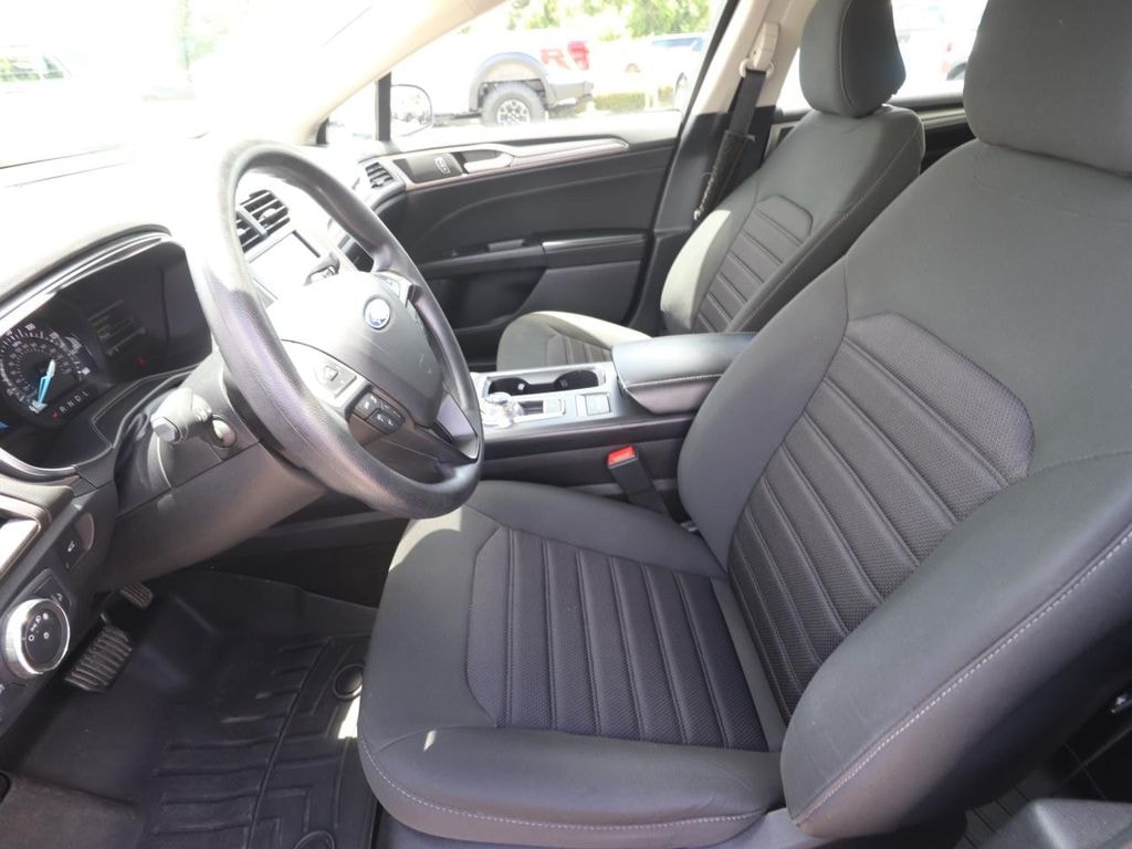 Certified 2020 Ford Fusion SE Sedan