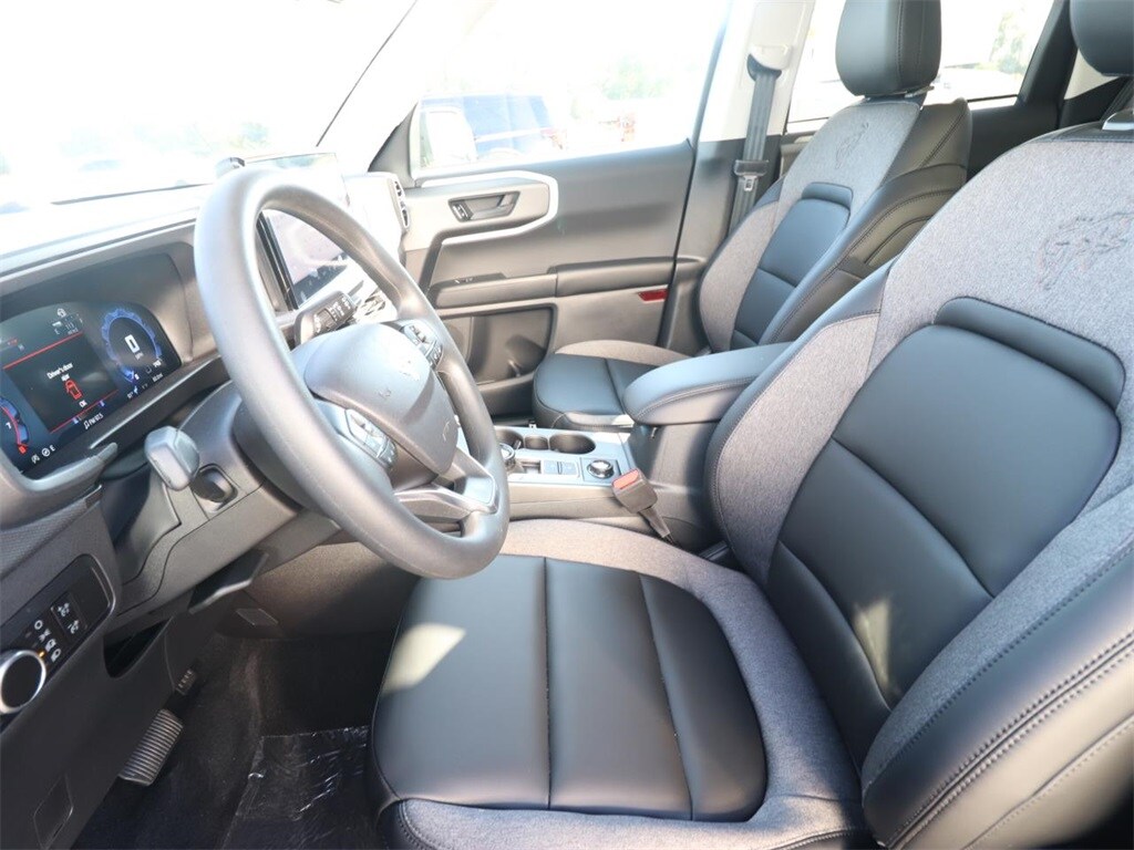 2025 Ford Bronco Sport Big Bend photo 2