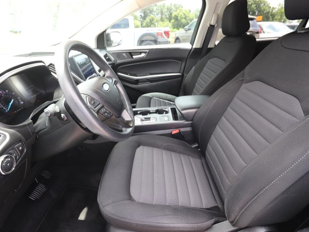 Certified 2022 Ford Edge SE SUV