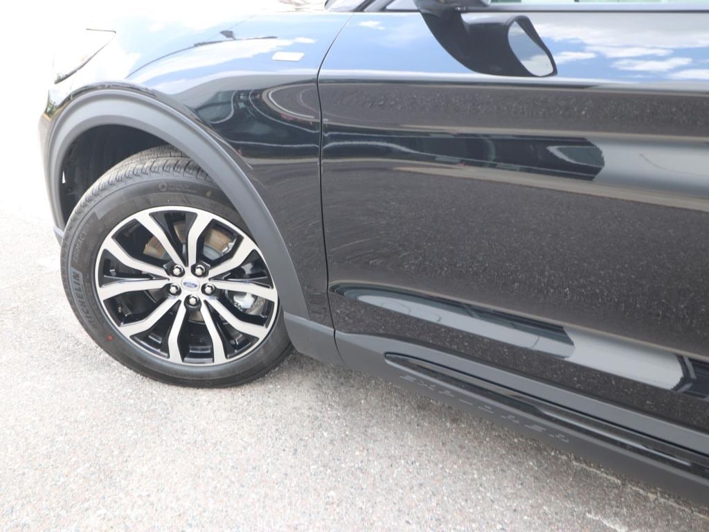 New 2026 Ford Explorer ST-Line SUV