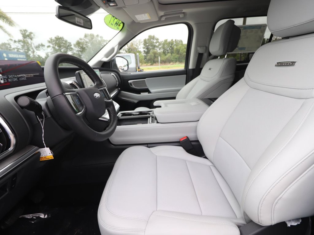 New 2027 Ford Expedition Max Platinum SUV