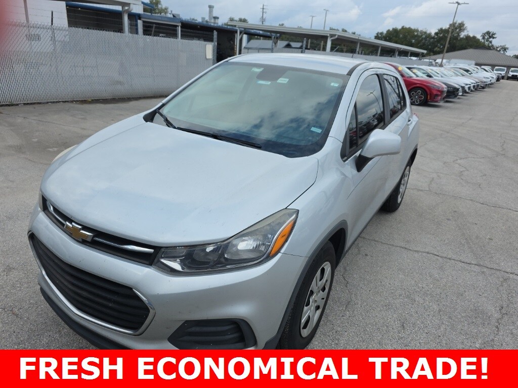 Used 2018 Chevrolet Trax LS SUV