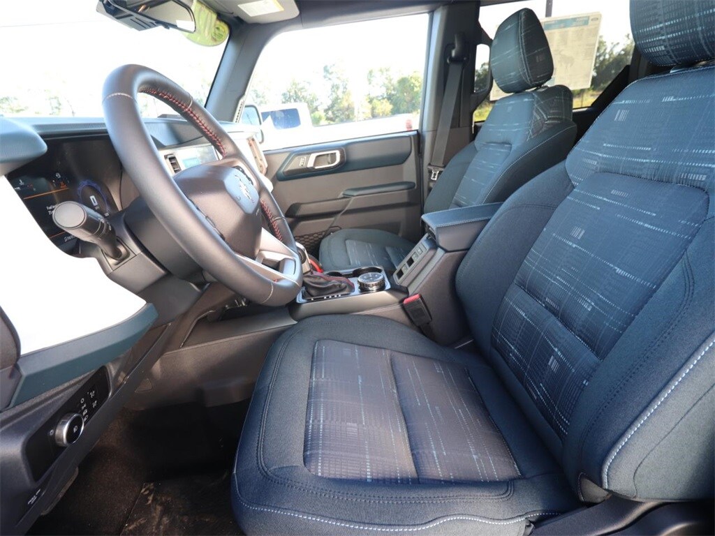 2025 Ford Bronco Heritage First Edition photo 2