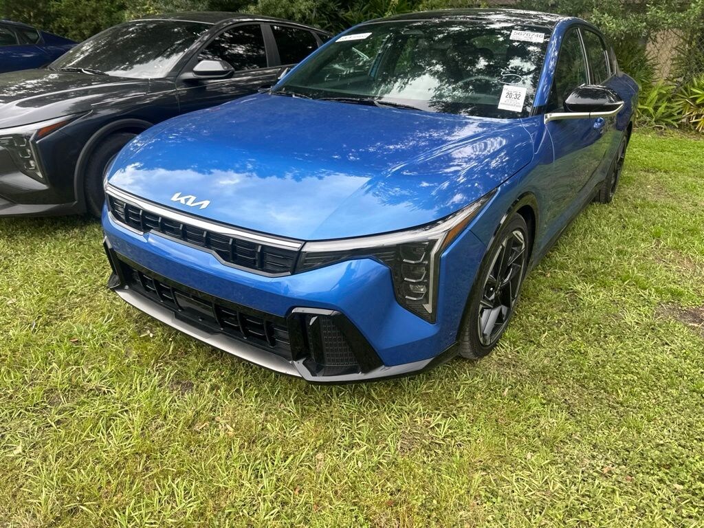 Certified 2025 Kia K4 GT-Line Sedan