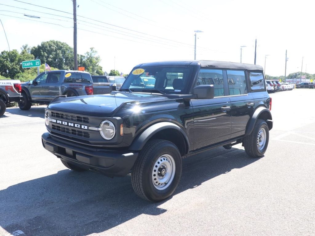 New 2026 Ford Bronco Base SUV