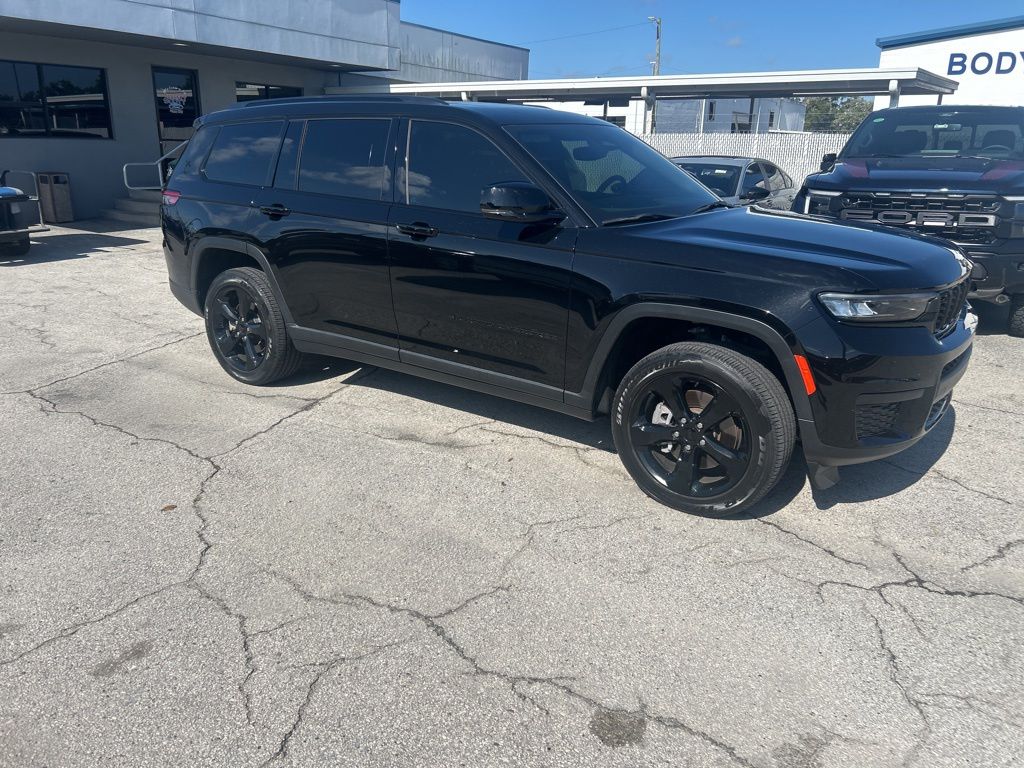 2023 Jeep Grand Cherokee L Altitude X's photo