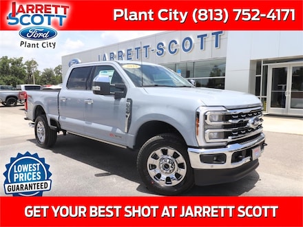 2025 Ford F-350 Lariat Truck