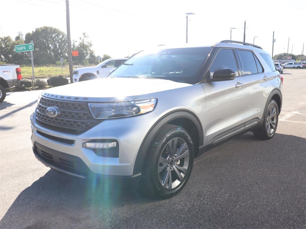 Certified 2022 Ford Explorer XLT SUV