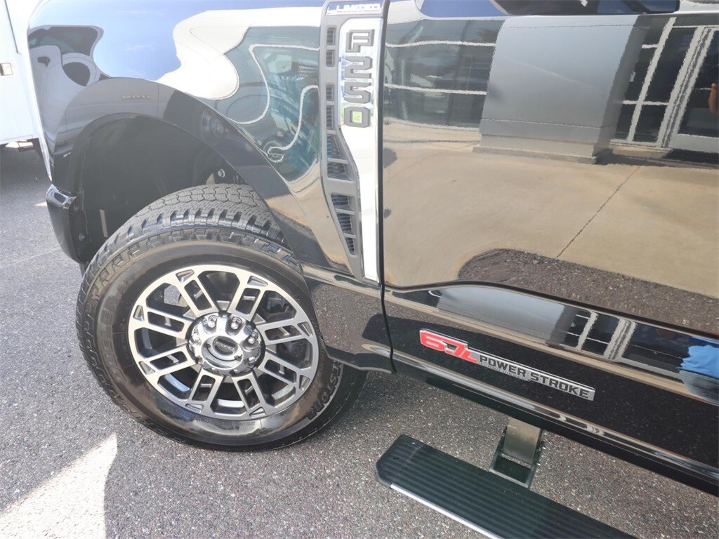 2024 Ford F-250 Limited photo 3